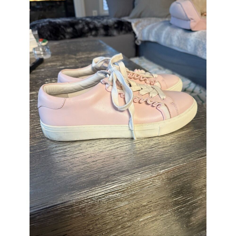 Tory Burch Sport Pink Leather Ruffle sneaker sz 9.5 EUC